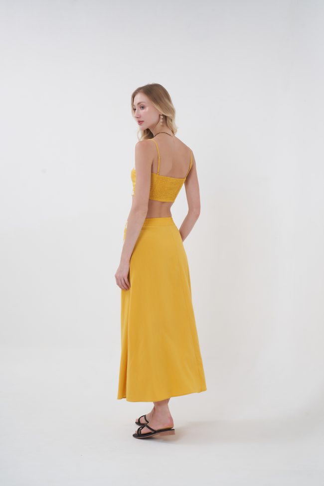 The Liora Skirt brings graceful movement and understated detail to your wardrobe. Cut in a flattering mid-length silhouette, it drapes beautifully with every step, while soft lace accents at the waist and pockets add a touch of femininity without overwhelming the design. Lightweight and effortlessly chic, it’s made for slow days, sunset dinners, and everything in between—just slip it on and let the look speak for itself.